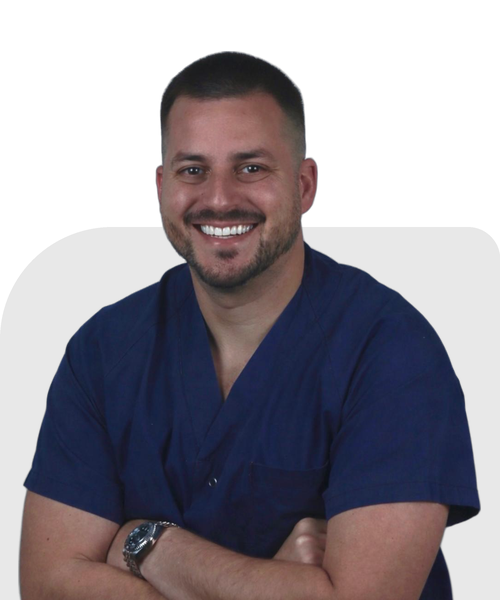 Carlos Mederos, cirujano de Estudio Dental Maspalomas
